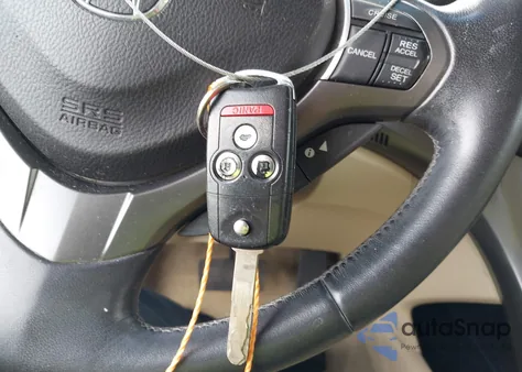 2011 Acura Tsx 2.4 z USA, uszkodzony, nr VIN JH4CU2F67BC009710